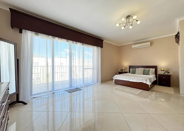 Διαμέρισμα Jacuzzi Terrace Getaway With Valletta Views